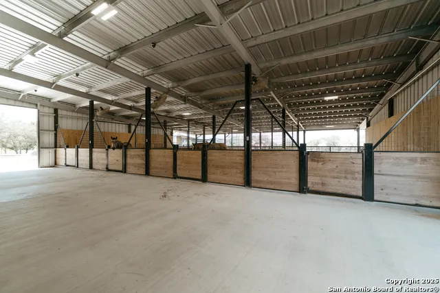 3466 Levi Sloan Road Victoria, TX 77904