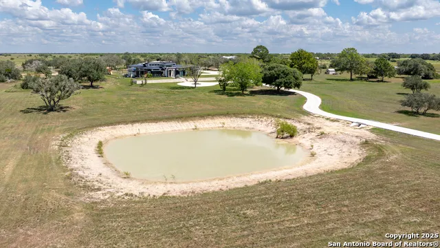 3466 Levi Sloan Road Victoria, TX 77904