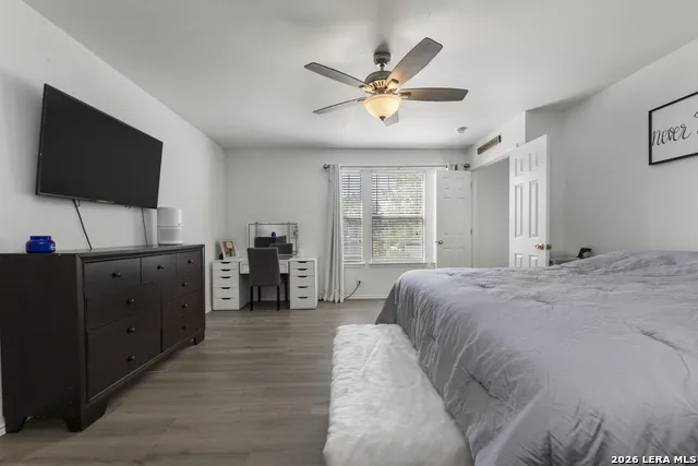 9015 Valhalla Selma, TX 78154