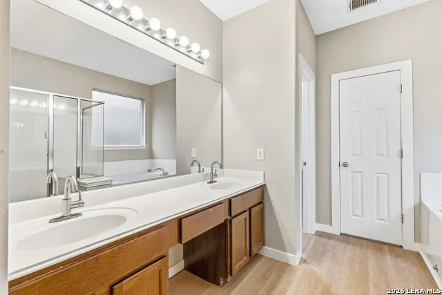 1921 Walter Raleigh Windcrest, TX 78239