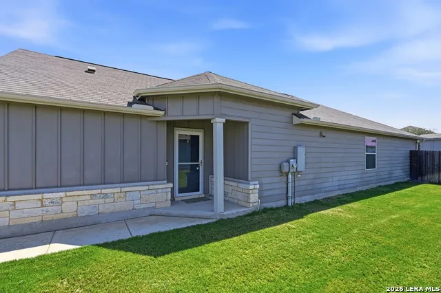 522 SAND TRAIL ST New Braunfels, TX 78130