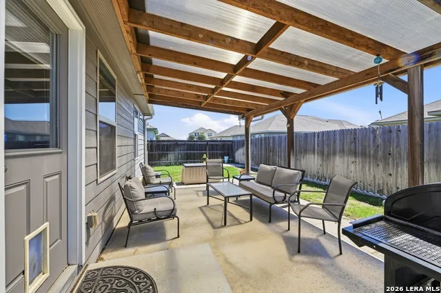 522 SAND TRAIL ST New Braunfels, TX 78130