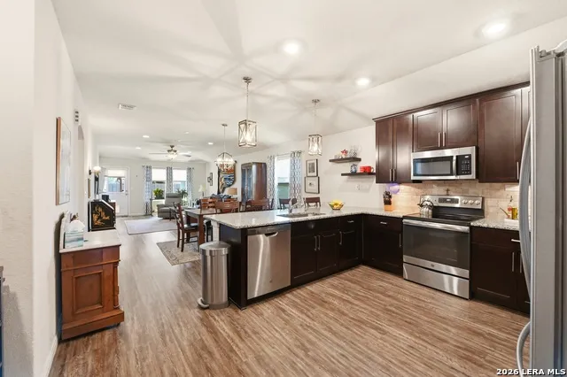 522 SAND TRAIL ST New Braunfels, TX 78130