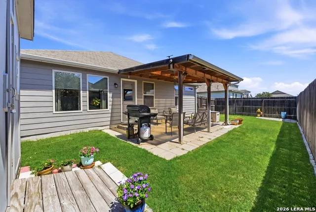 522 SAND TRAIL ST New Braunfels, TX 78130