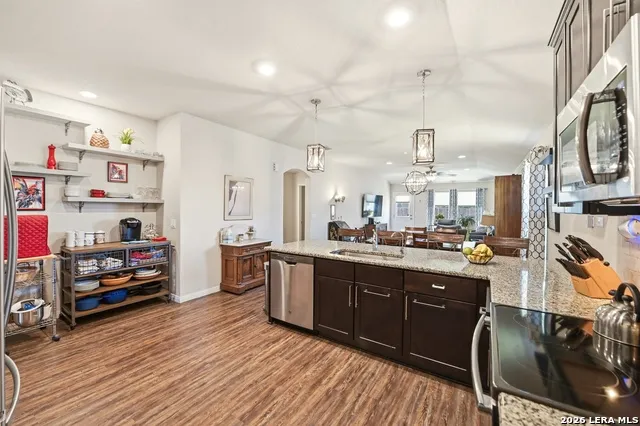 522 SAND TRAIL ST New Braunfels, TX 78130