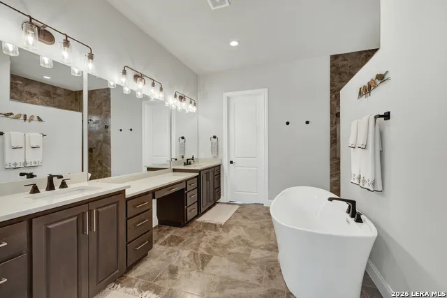 220 Trappers New Braunfels, TX 78132