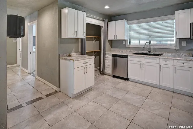 904 San Antonio Pleasanton, TX 78064