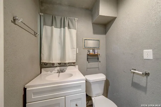 904 San Antonio Pleasanton, TX 78064