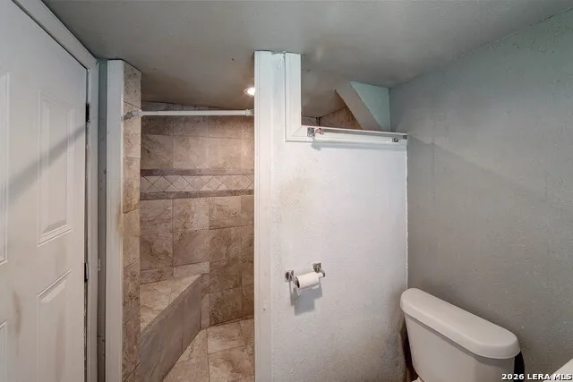 904 San Antonio Pleasanton, TX 78064