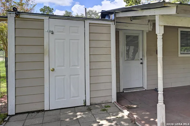 904 San Antonio Pleasanton, TX 78064