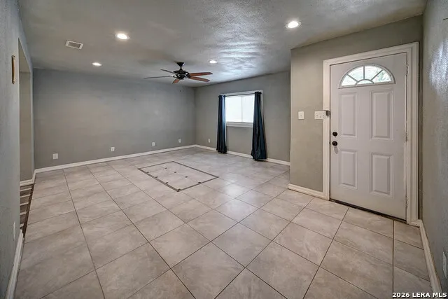 904 San Antonio Pleasanton, TX 78064