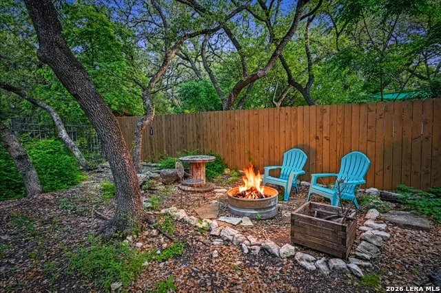 303 S MANTON LN Castle Hills, TX 78213