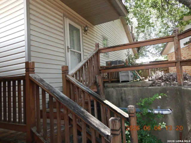 616 Fern Meadow Dr Universal City, TX 78148