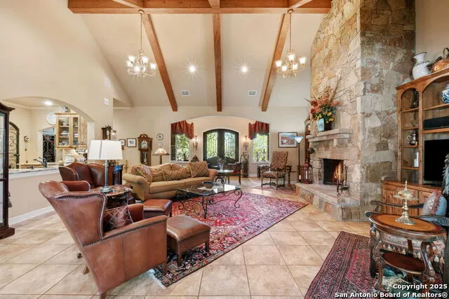 325 whitestone Spring Branch, TX 78070