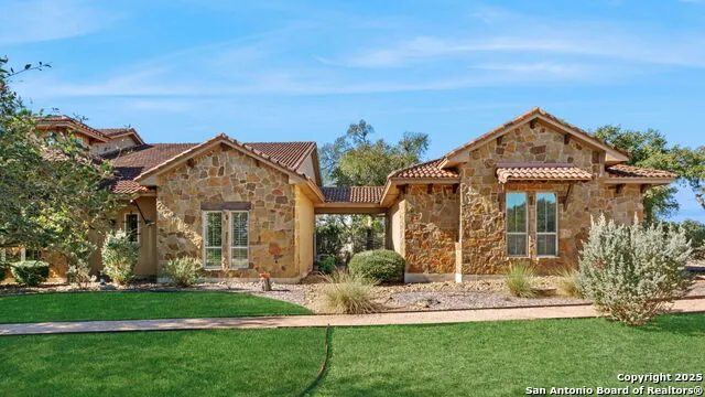 325 whitestone Spring Branch, TX 78070