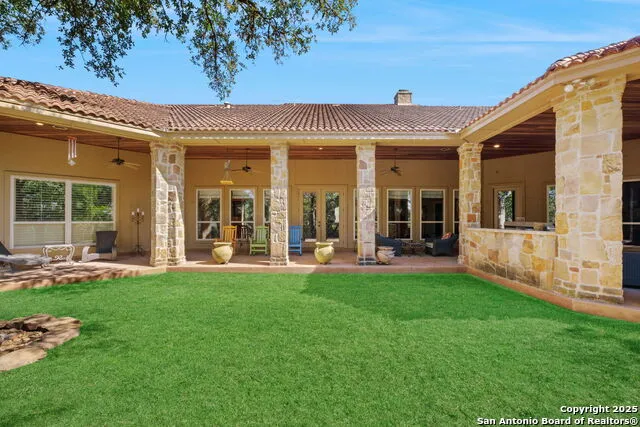 325 whitestone Spring Branch, TX 78070