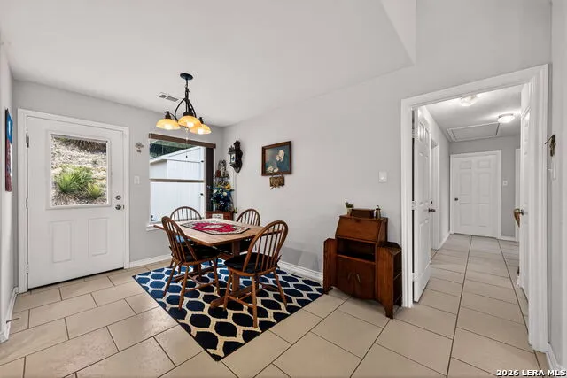 142 HARBOUR VW Lakehills, TX 78063