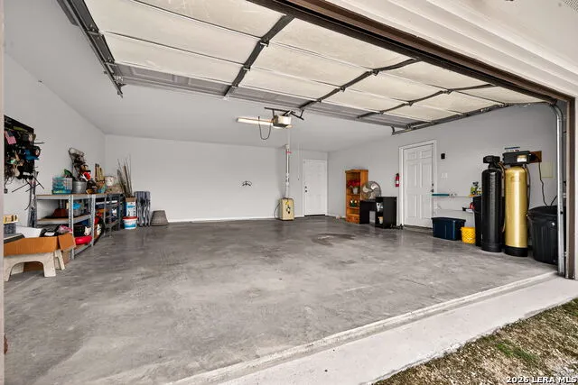 142 HARBOUR VW Lakehills, TX 78063