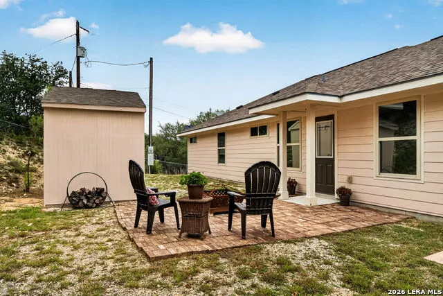 142 HARBOUR VW Lakehills, TX 78063