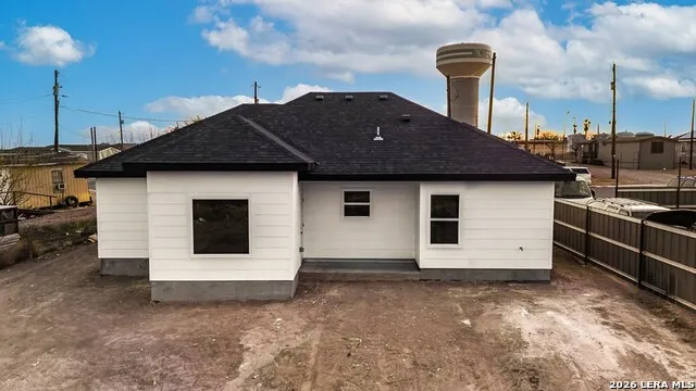 260 Park St Eagle Pass, TX 78852
