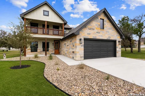 181 DEERWOOD CIR