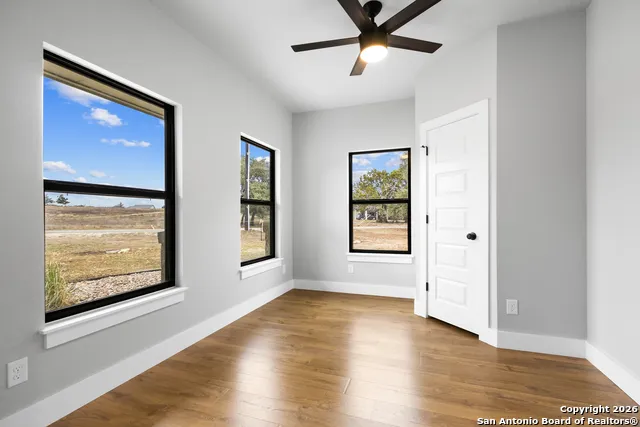 181 DEERWOOD CIR Bandera, TX 78003