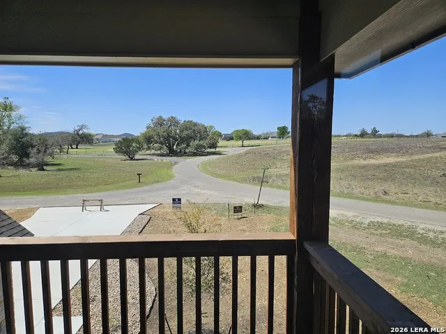 181 DEERWOOD CIR Bandera, TX 78003