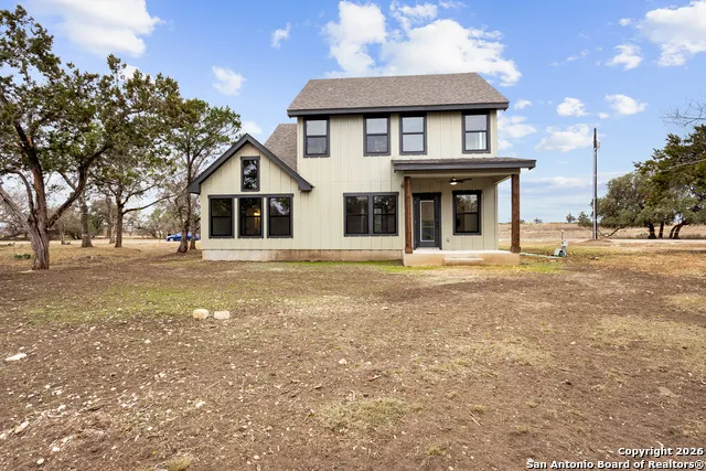 181 DEERWOOD CIR Bandera, TX 78003