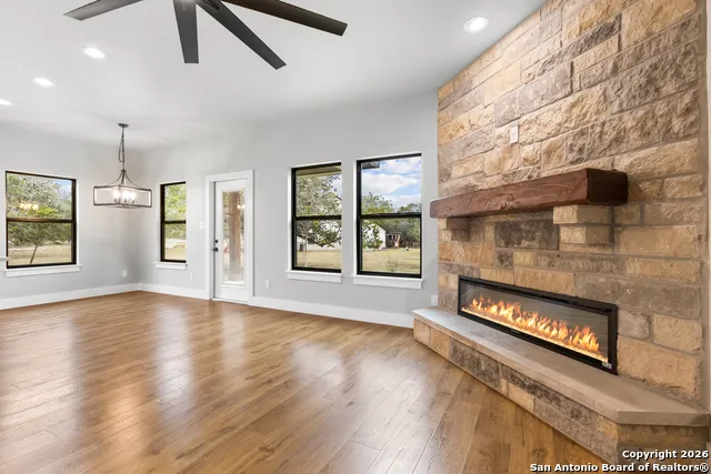 181 DEERWOOD CIR Bandera, TX 78003