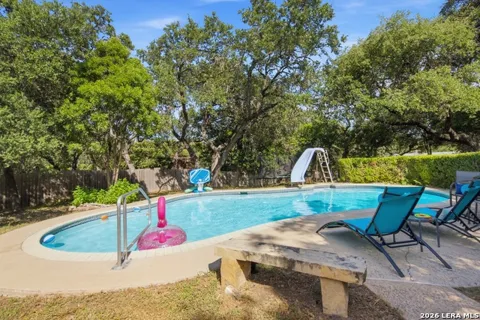 1112 FAWN DR