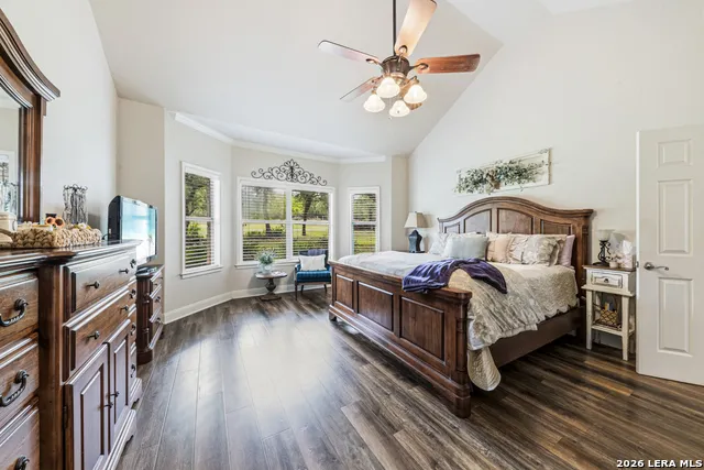 1511 Mount Bear Canyon Lake, TX 78133