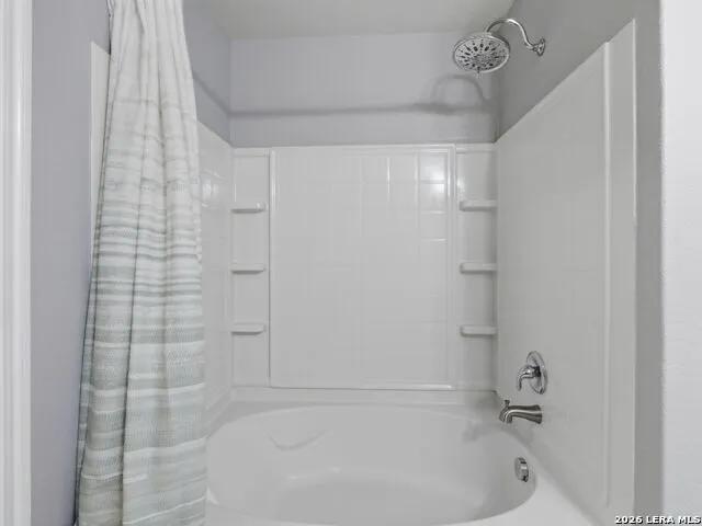 414 WALNUT CRST Selma, TX 78154