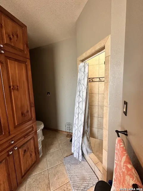 68 County Road 436 Harwood, TX 78632