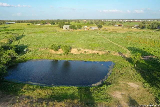 68 County Road 436 Harwood, TX 78632
