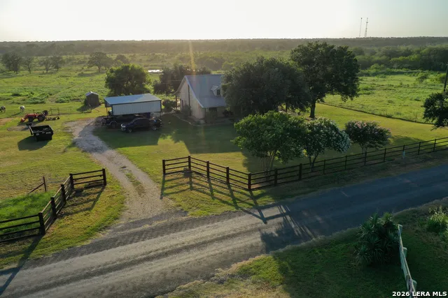 68 County Road 436 Harwood, TX 78632