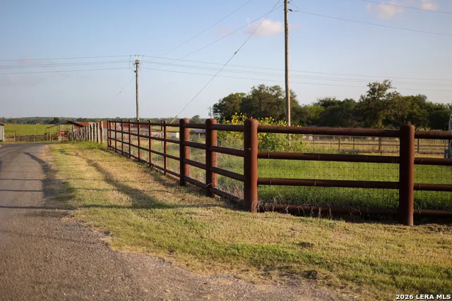 68 County Road 436 Harwood, TX 78632