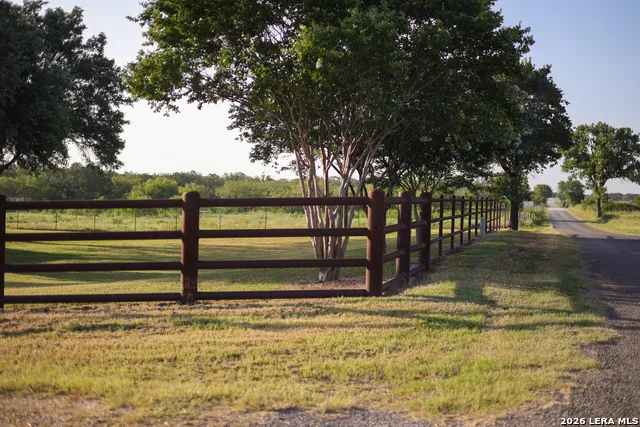 68 County Road 436 Harwood, TX 78632