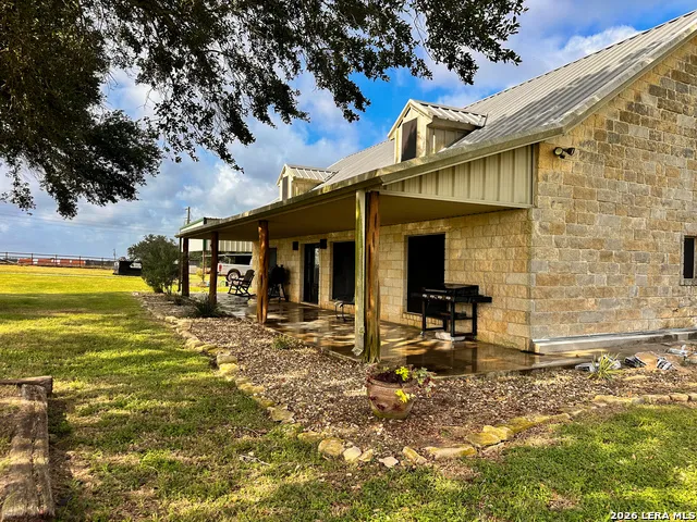 68 County Road 436 Harwood, TX 78632