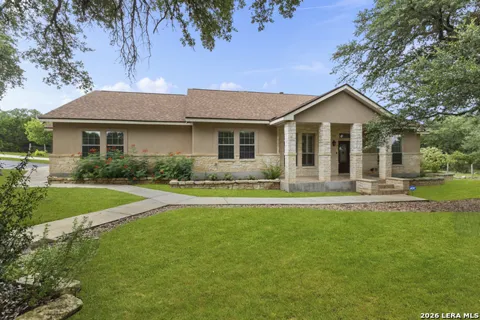 128 Comal Oak