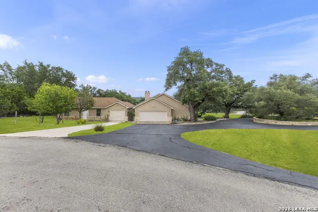 128 Comal Oak Bulverde, TX 78163
