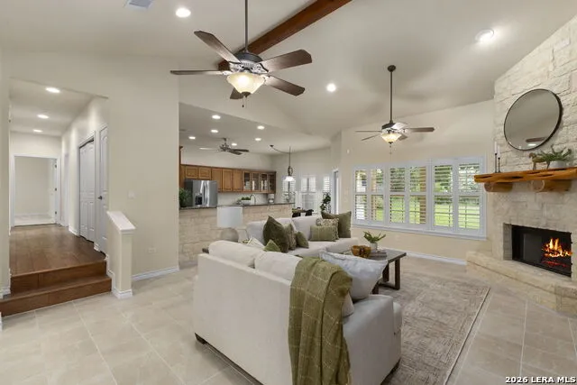 128 Comal Oak Bulverde, TX 78163