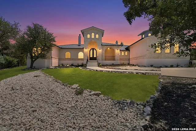 1954 Venezia New Braunfels, TX 78132