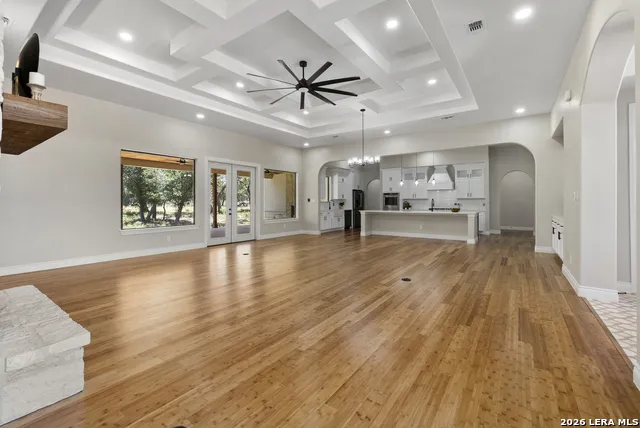 1954 Venezia New Braunfels, TX 78132