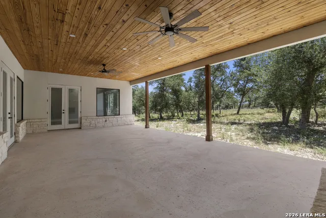 1954 Venezia New Braunfels, TX 78132