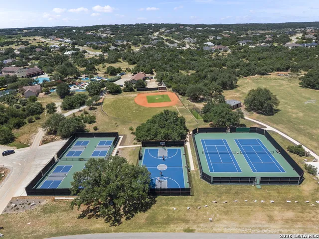 1954 Venezia New Braunfels, TX 78132