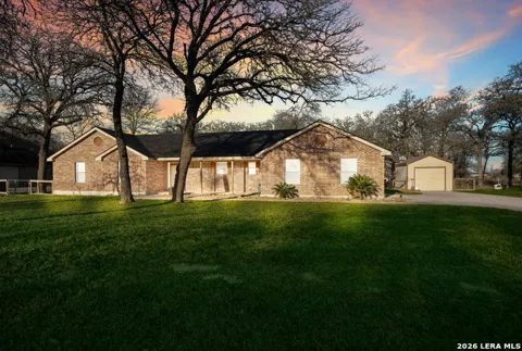 521 JACOBS LN
