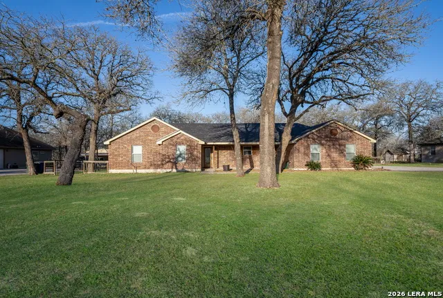 521 JACOBS LN La Vernia, TX 78121