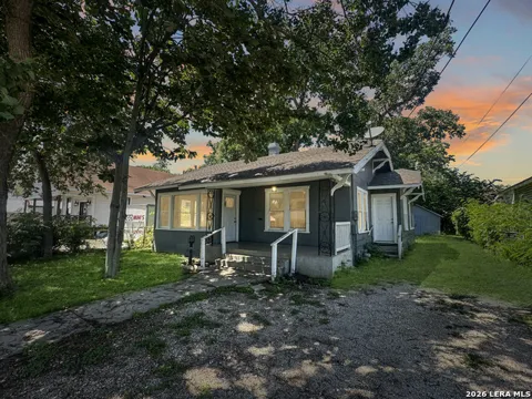 423 Barrett Place