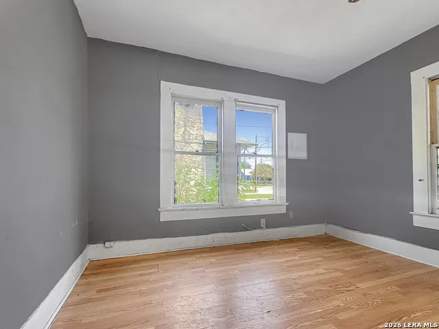 423 Barrett Place San Antonio, TX 78225