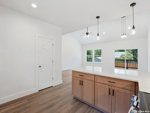 613 Elm St Kerrville, TX 78028
